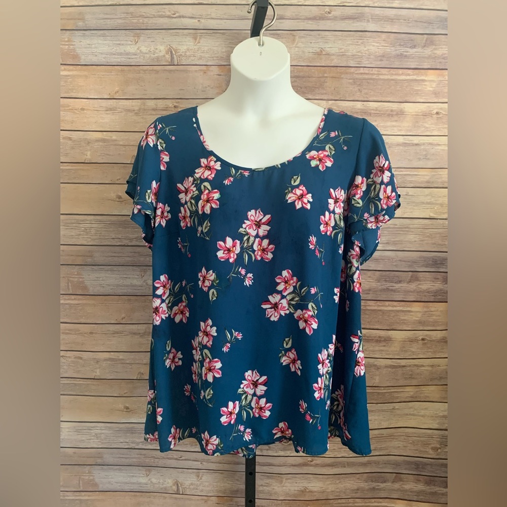 Torrid - Size 2 - Picture 4 of 10